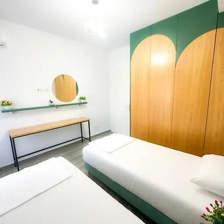 Luxury 2br Urban Retreat Apartment Tirana