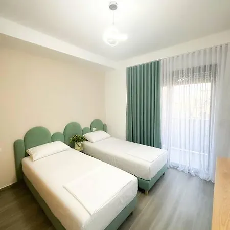 Apartment Luxury 2br Urban Retreat *