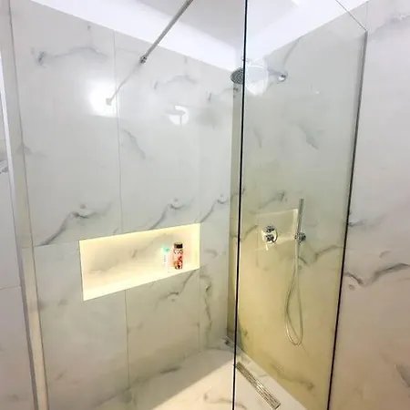 Luxury 2br Urban Retreat